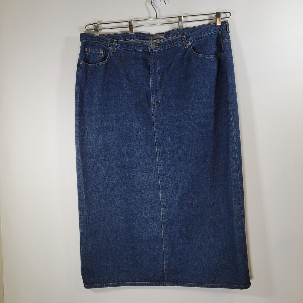 RELATIVITY Denim Maxi Skirt Size 24 High Back Slit Modest Pockets Long Dark Wash